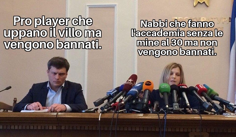 Natalia Poklonskaya Behind Microphones 18112020233211.jpg